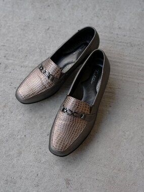 Tradition Metallic Bronze Croc-Embossed Chain Low Block Heels Loafers Size 9 EUC
